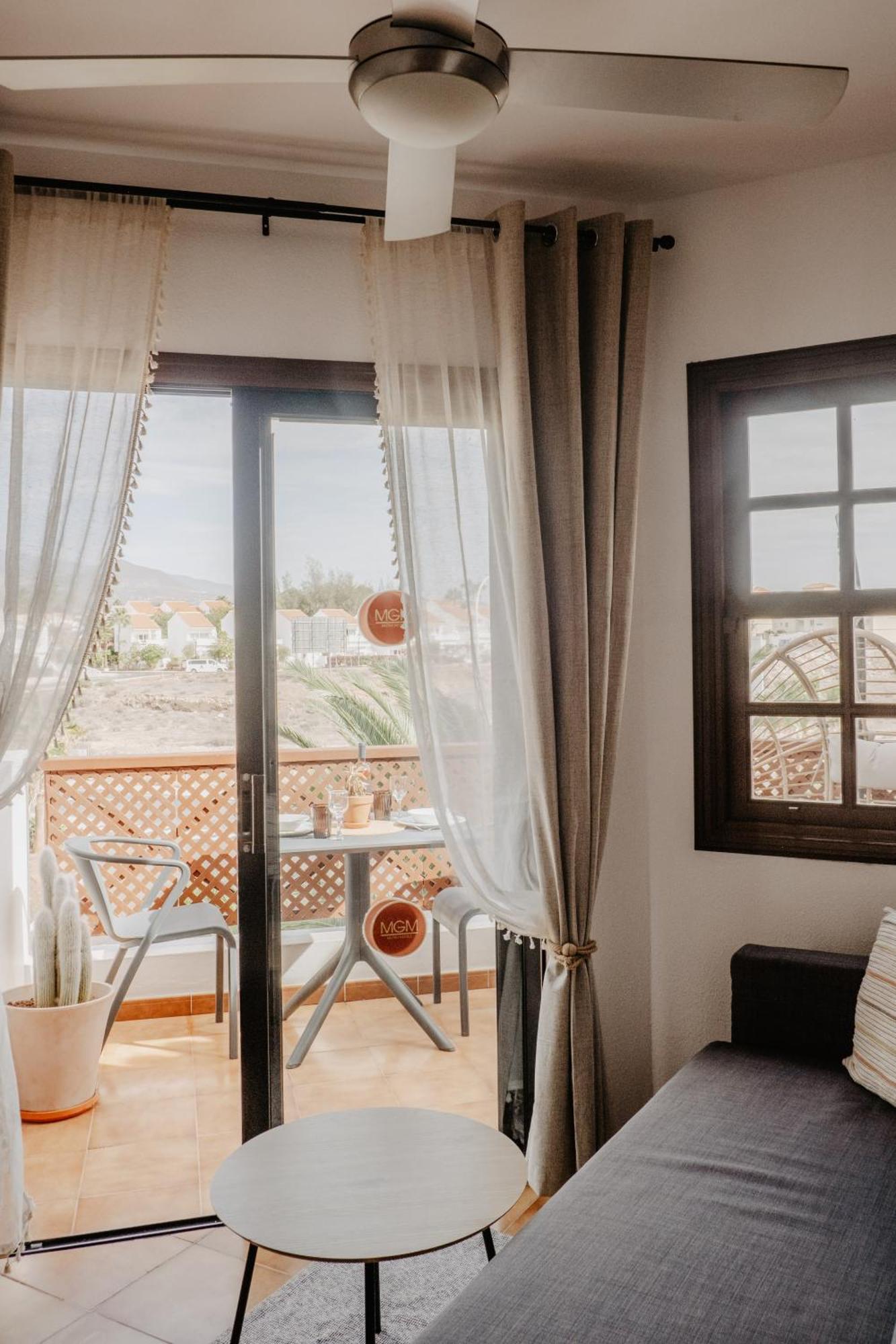 Alba Vista - Albatros Park In Golf Del Sur Tenerife - Heated Pool & Teide View Appartamento San Miguel de Abona